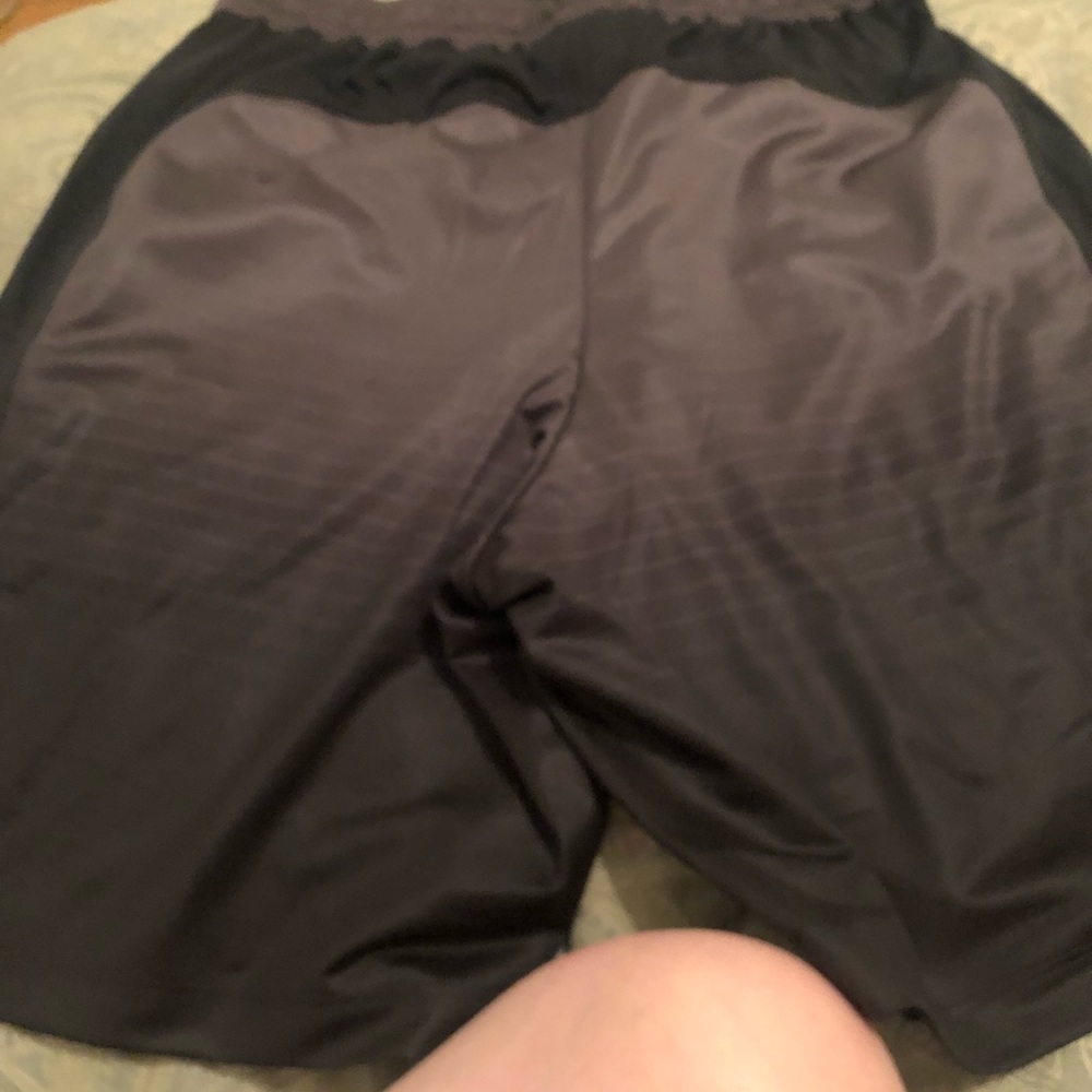 Under Armour bundle - Picture 2 of 8